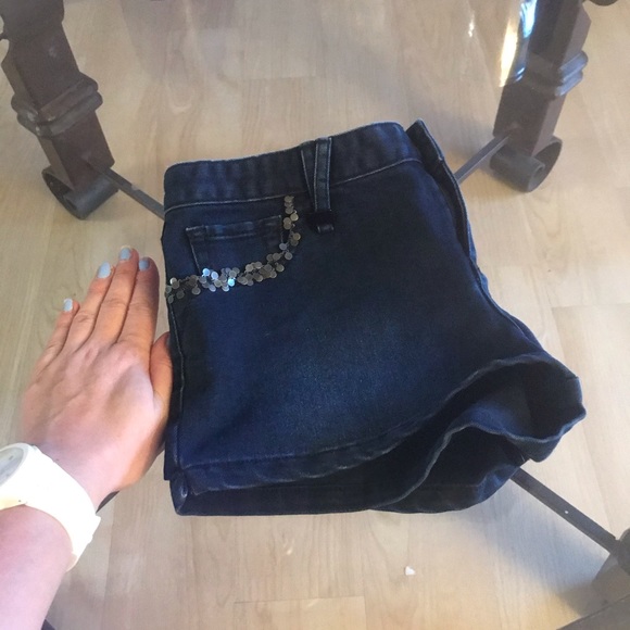 💥Armani exchange cute shorts💥 - Picture 2 of 8